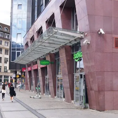 Daire 2-pokojowe Mieszkanie Obok Galerii Dominikanskiej Krawiecka 1