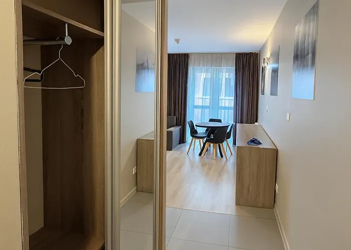 Apartmán 2-pokojowe Mieszkanie Obok Galerii Dominikanskiej Krawiecka 1 Vratislav